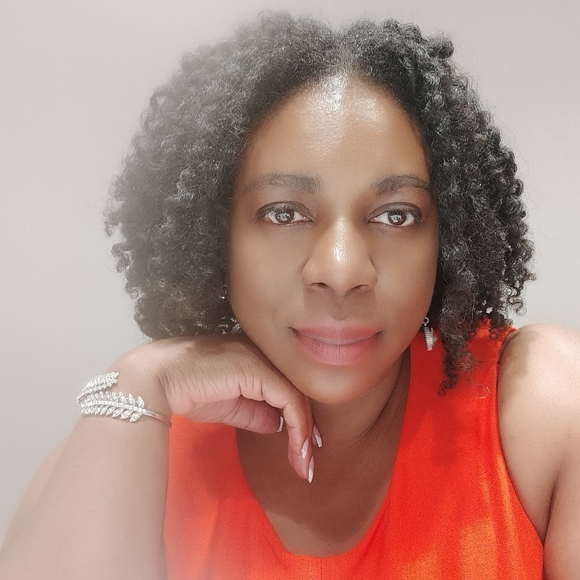 Boutique items - Picture 3 of 4